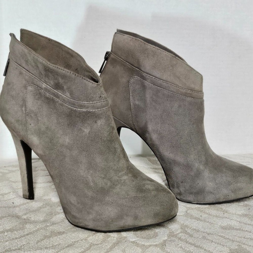 Jessica Simpson Taupe Suede Booties Size 10 NWOT